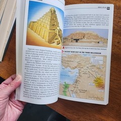 Holman QuickSource Bible Atlas with Charts and Biblical Reconstructions