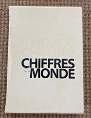 Encyclopaedia Universalis: Grand Atlas & Chiffres du Monde, 2vol. HC in Slipcase