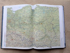 The Times of London Concise Atlas of the World – 8th Edition – Like New