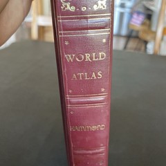 Vintage 1977 World Atlas Hammond Leather Bound Classics Edition Book Reference