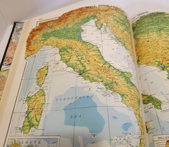 Vintage Goode’s World Atlas Rand McNally 9th Edition Hardcover Published in 1953