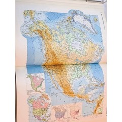 Huge Britannica World Atlas International (1968, Hardcover)