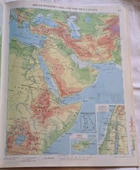 Philips Secondary School Atlas 1975 Vintage Illustrated Softcover World Maps (27