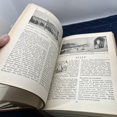 The New Human Interest Library Volume V Atlas School Guide 1952 Decor Book