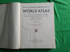 WORLD ATLAS ENCYCLOPEDIA BRITANNICA UNABRIDGED 1952 GEOGRAPHICAL / WORLD SPHERES
