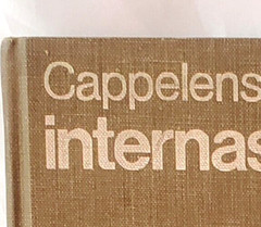 VINTAGE CAPPELENS INTERNASJONALE ATLAS – HARDCOVER 1981 (NORWEGIAN LANGUAGE)