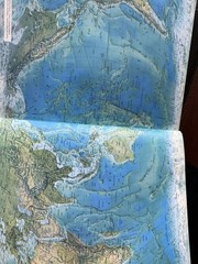 Vintage Britannica Atlas, Copyright 1969, Hardcover NICE!