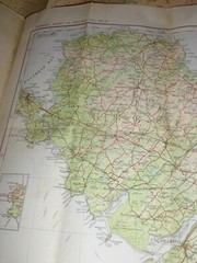 Vintage ORDNANCE SURVEY ROAD MAP OF CAERNARVON, BANGOR & COLWYN BAY 1928.