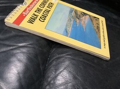 WALK THE CORNISH COASTAL PATH – MAP 🗺️ GUIDE IN STAGES-V GOOD CONDITION 1991