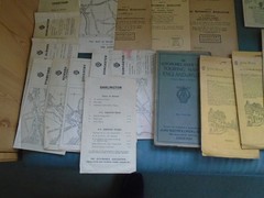 JOB LOT – 23 1930s VINTAGE AA ROAD MAPS ROUTES + OTHER ITEMS PLACES OF INTEREST