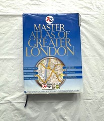 AZ Master Atlas of Greater London Hardback 2009 424 Pages Collectable Preowned