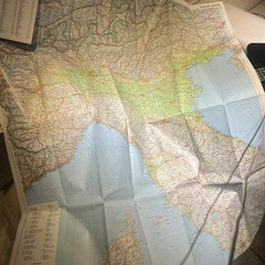 Freytag & Berndt Italien Italia Road Map 1:650,000 Scale Fold Out Map with Index
