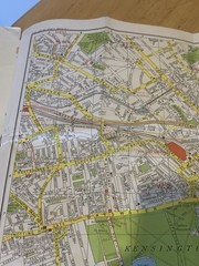 London Folding Map with Underground Railway, Street Index 1980’s Tourist UK