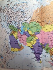 2003 World Atlas Rand McNally Premier HARDCOVER RUSSIA UKRAINE
