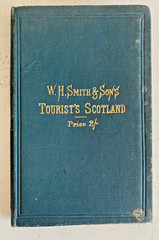 W H SMITH & SON TOURISTS SCOTLAND FOLD OUT COLOUR CLOTH MAP SCOTTISH TOURISM