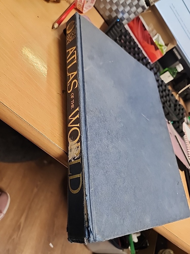 Collins Atlas Of The World 1983 – Hardback & Informative