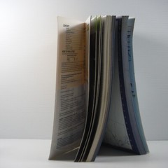 Gregory’s Melbourne Compact Street Directory 4 th Edition PB Book 2000 VGC
