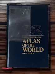 National Geographic Atlas of the World Sixth Edition Hardcover Atlas & Magnifier