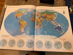 Oxford Atlas of the World – Beautiful Gold Page Edge Large “15 X12” 2008”