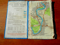 1961 Map of the River Thames Published by Stanford 1.5 ” to a mile linear map
