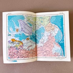 Vintage World Atlas Малый атлас мира 1979 Soviet Russian Map Book USSR Retro