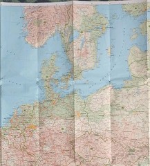 Michelin Map 970: Europe • Scale – 1:3,000 000, 1cm: 30km (1993).