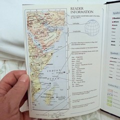 Interarts Earth Mapbook Environmental Atlas OS Black Good Take Flight 1994