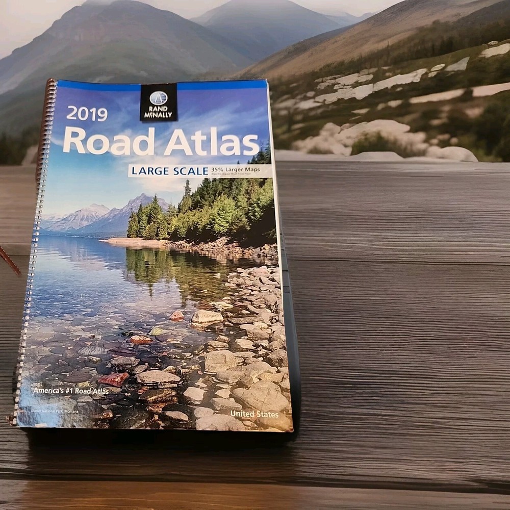 2019 Rand McNally Large Scale Road Atlas (Rand McNally Large Scale R – VERY GOOD