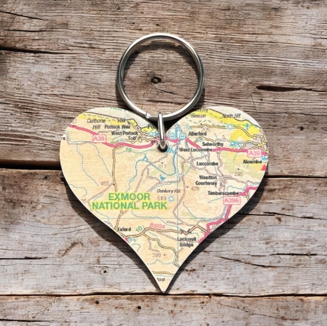 OS Map Wooden Heart Key-ring – Exmoor National Park (General merchandise)