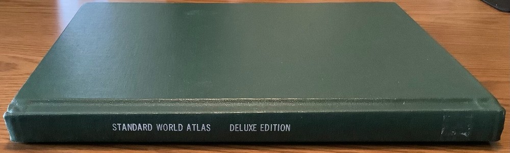 Hammond – Standard World Atlas – Deluxe Edition – 1983 Hardcover