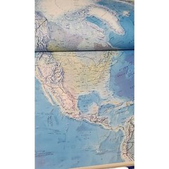 Rand McNally ‘The New International Atlas’ (1981) – Hardcover, Blue Dust Jacket