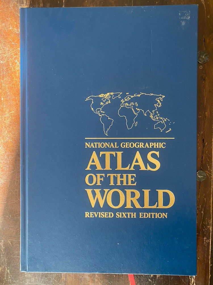 National Geographic “Atlas Of The World” Revised 6th Edition Hardcover 1995
