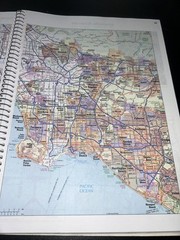 Rand Mcnally 2002 Midsize Deluxe US, Canada And Mexico Spiral Bound Road Atlas