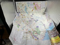 Kenya Traveller’s Map and Kenya Tourism Map: Pre-owned
