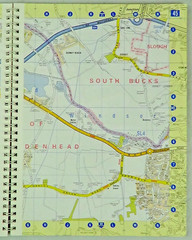 Berkshire Street Atlas 1998 A-Z Map Company Spiral Bound Book