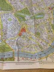 London Folding Map with Underground Railway, Street Index 1980’s Tourist UK