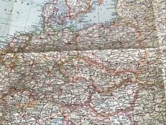LARGE 1957 NATIONAL GEOGRAPHIC SOCIETY, EUROPE FOLDED MAP