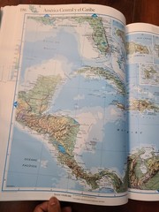 Gran Atlas Ilustrado Del Mundo (Spanish Edition) – Reader’s Digest Hardcover