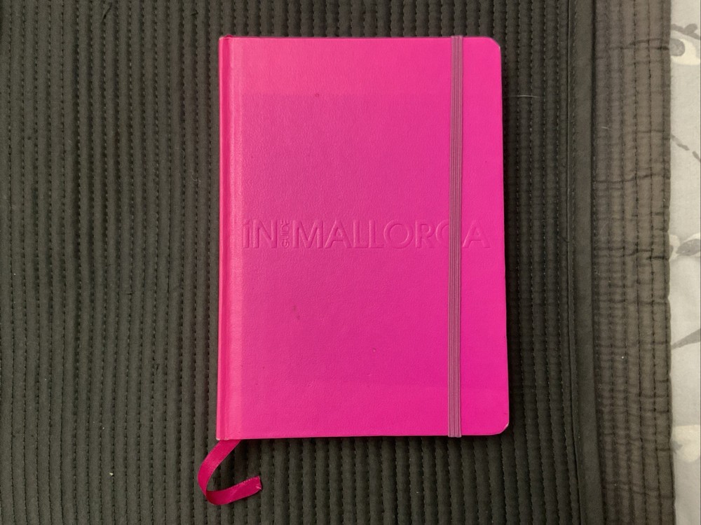 In Mallorca Pink Hard Back Pocket Travel Guide Book With Notes Pages New