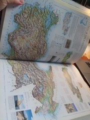 Concise Atlas of the World by Dorling Kindersley Publishing Staff and Hema Maps