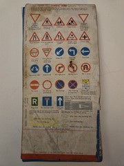 Vintage 1965 Esso Road Map South and East England Price Sixpence Traffic Signs