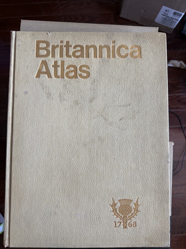 Vintage Britannica Atlas, Copyright 1969, Hardcover NICE!