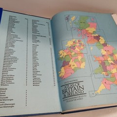 PHILIPS’ ATLAS OF BRITAIN & THE WORLD