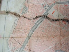Plan de Paris Souvenir Du Bon Marche Map of Paris Fold Out Hardbound