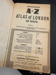 VINTAGE GEOGRAPHERS’ A To Z London Maps – atlas and street index