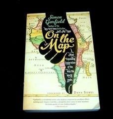 On the Map : A Mind-Expanding Exploration of the Way the World (PB 9781592407804