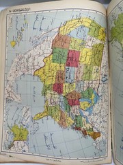 The Arab Atlas Book : Unlocking the Secrets of the World’s Geography (1968)