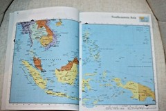 Hammond Quick & Easy Notebook Reference: Atlas & Webster Dictionary Paperback