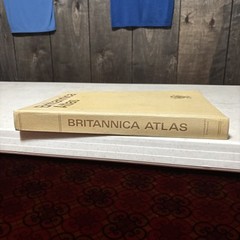 Britannica Enclyclopedia Atlas Maps Hardcover 15″ x 11″ 1972 Edition