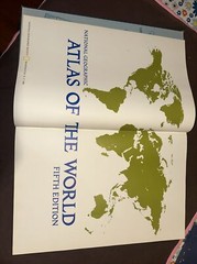 National Geographic 1981 Atlas of the World: Fifth Ed Huge Book (b14)